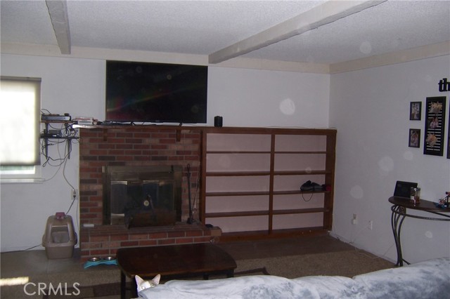Detail Gallery Image 7 of 19 For 5493 Elm Ave, San Bernardino,  CA 92404 - 4 Beds | 2 Baths