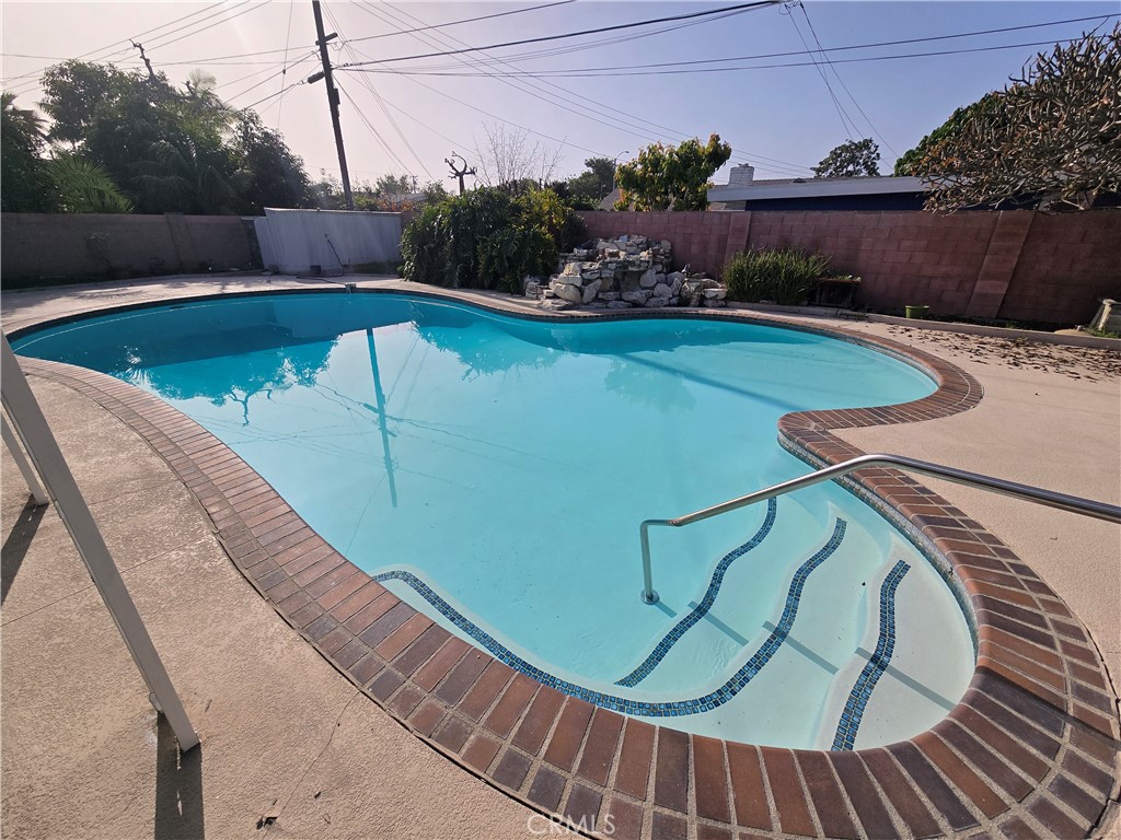 MLS #WS25277459 image #3