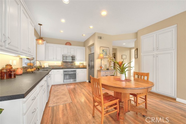 Detail Gallery Image 16 of 73 For 4808 Sapphire Rd, Chino Hills,  CA 91709 - 4 Beds | 3 Baths