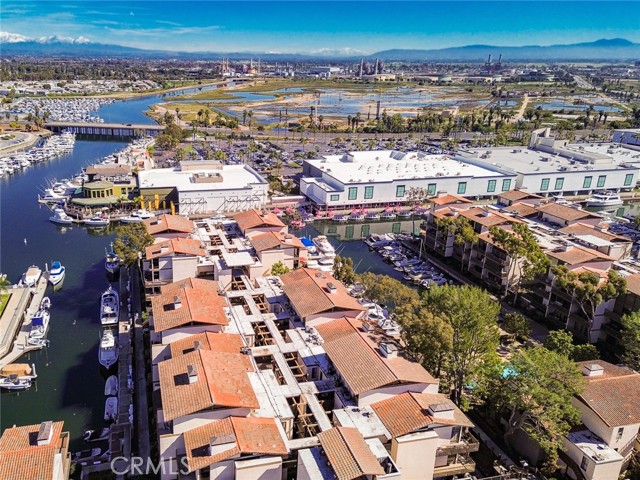 Detail Gallery Image 36 of 45 For 5201 Marina Pacifica S, Long Beach,  CA 90803 - 2 Beds | 2/1 Baths