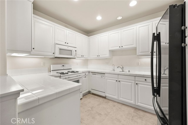Image 16 of 40 For 15337 Ashley Court