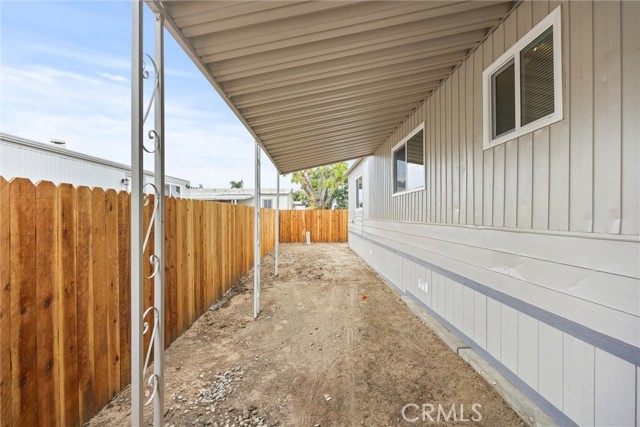 Detail Gallery Image 30 of 48 For 305 Kings Ln, Bakersfield,  CA 93308 - 3 Beds | 2 Baths