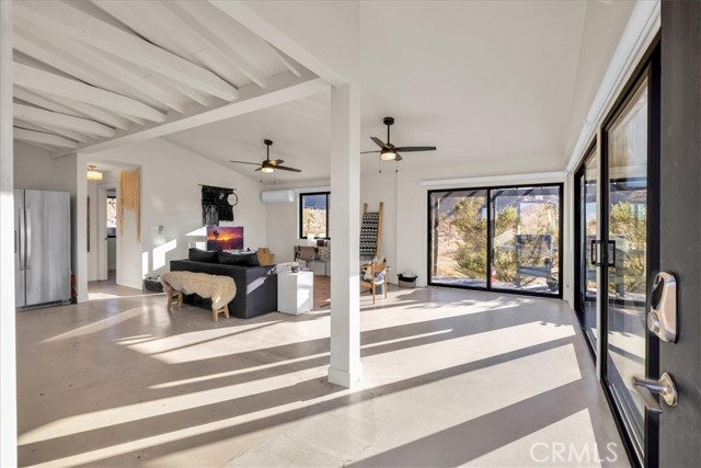 8729 Rock Haven Road, Joshua Tree CA: https://media.crmls.org/medias/64e67409-37e1-4989-9b77-ffa2680a234d.jpg