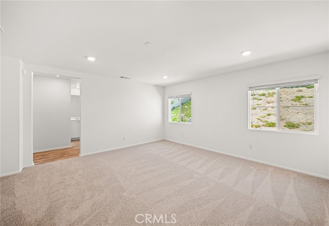 Detail Gallery Image 14 of 31 For 35286 Sorenstam Dr, Beaumont,  CA 92223 - 4 Beds | 3/1 Baths