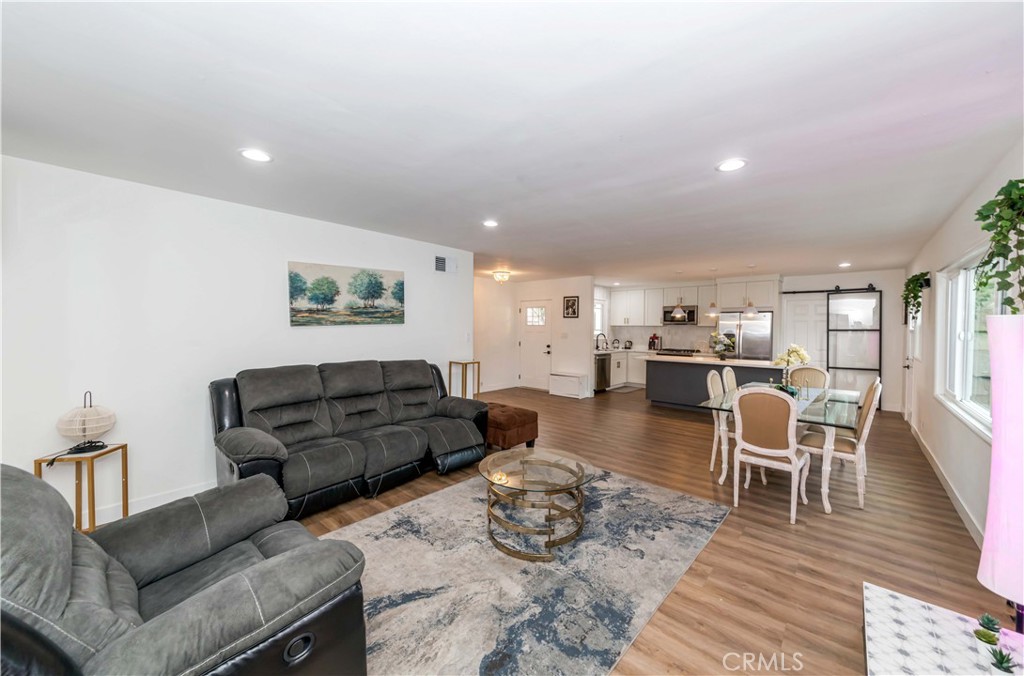 1048 Fairbrook Lane
