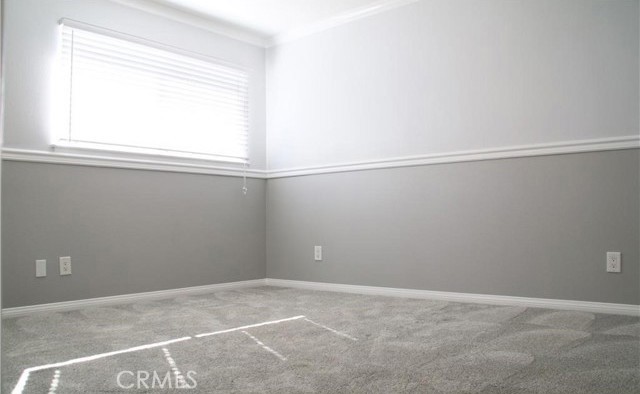 64e6c8ef F4d1 4317 86c3 9dd1b53feb33