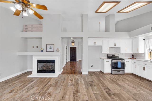 2083 Hastings Drive, Los Banos CA: https://media.crmls.org/medias/64e72ca4-88d8-4a1b-a56c-39845b2c3baf.jpg