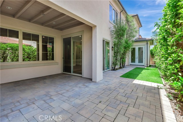 63 Sycamore Bend, Irvine CA: https://media.crmls.org/medias/64e7517c-ff07-471c-8931-aa3bb89999f3.jpg