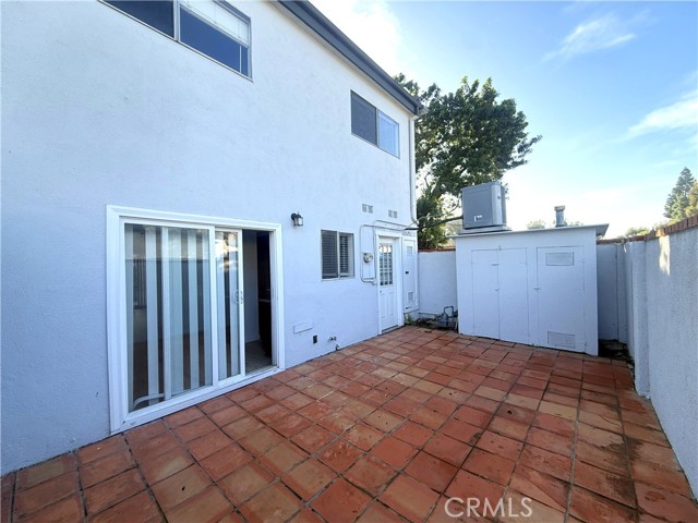 Detail Gallery Image 22 of 25 For 1974 W Glenoaks Ave #E,  Anaheim,  CA 92801 - 3 Beds | 2/1 Baths