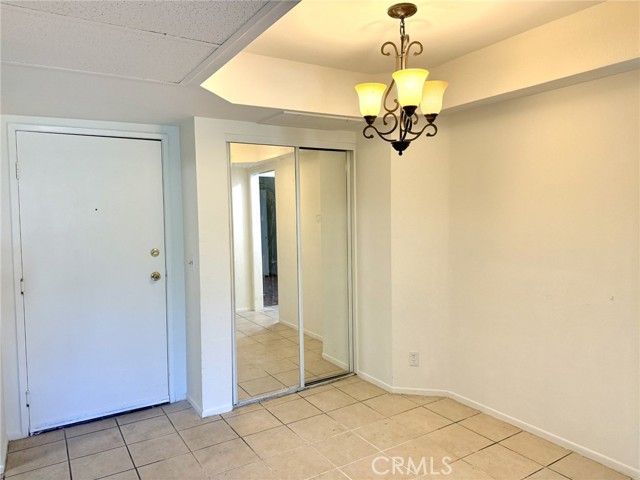 7640 Oso Avenue, Winnetka CA: https://media.crmls.org/medias/64e78b92-9506-4b84-9018-064e11c6dea5.jpg