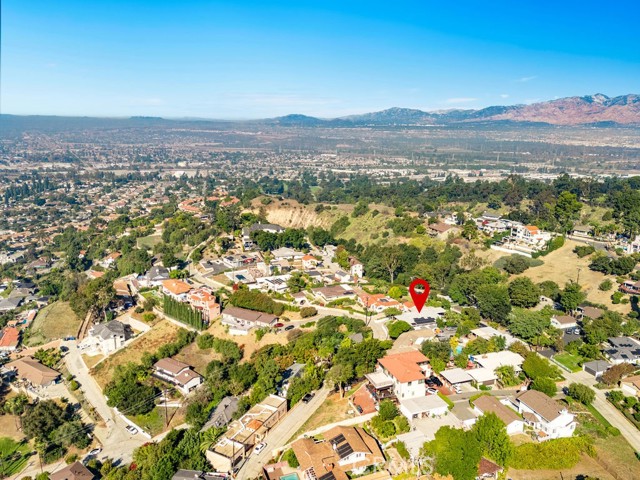 Detail Gallery Image 3 of 30 For 11759 S Circle, Whittier,  CA 90601 - 3 Beds | 2/1 Baths