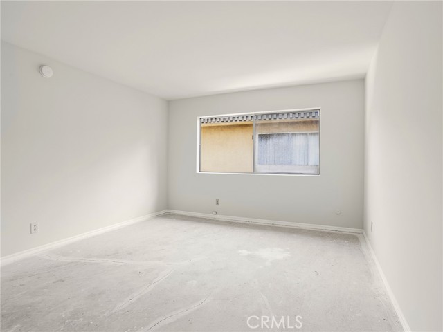 6724 Hillpark Drive, 302 photo 16