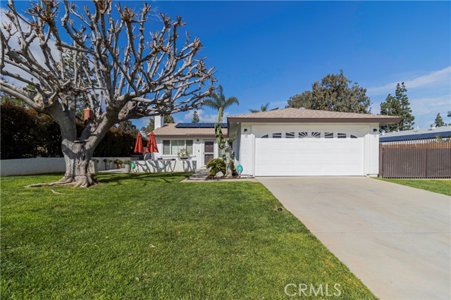 Detail Gallery Image 1 of 1 For 1854 Peeler St, Corona,  CA 92882 - 3 Beds | 2 Baths