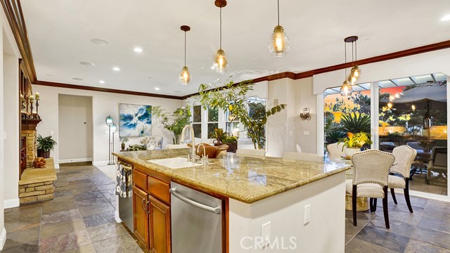 Detail Gallery Image 16 of 60 For 241 via Sedona, San Clemente,  CA 92673 - 5 Beds | 3/1 Baths