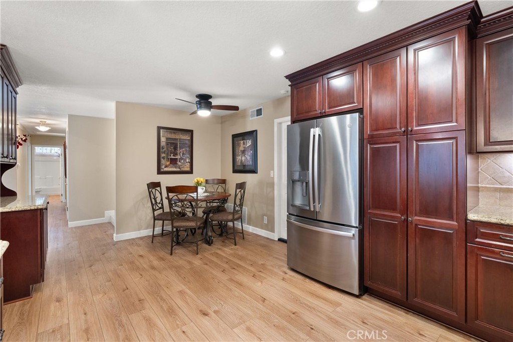 MLS #OC25233783 image #13