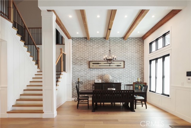 5225 Topeka Drive, Tarzana CA: https://media.crmls.org/medias/64e982a4-dabb-47aa-a1e3-4ed0164ff6e3.jpg