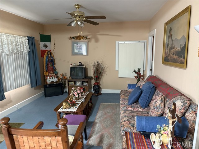1610 Basler, Sacramento CA: https://media.crmls.org/medias/64e9e064-2ba9-455c-9a79-22a36b161cae.jpg