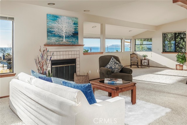Detail Gallery Image 4 of 28 For 2758 Santa Barbara, Cayucos,  CA 93430 - 3 Beds | 2 Baths