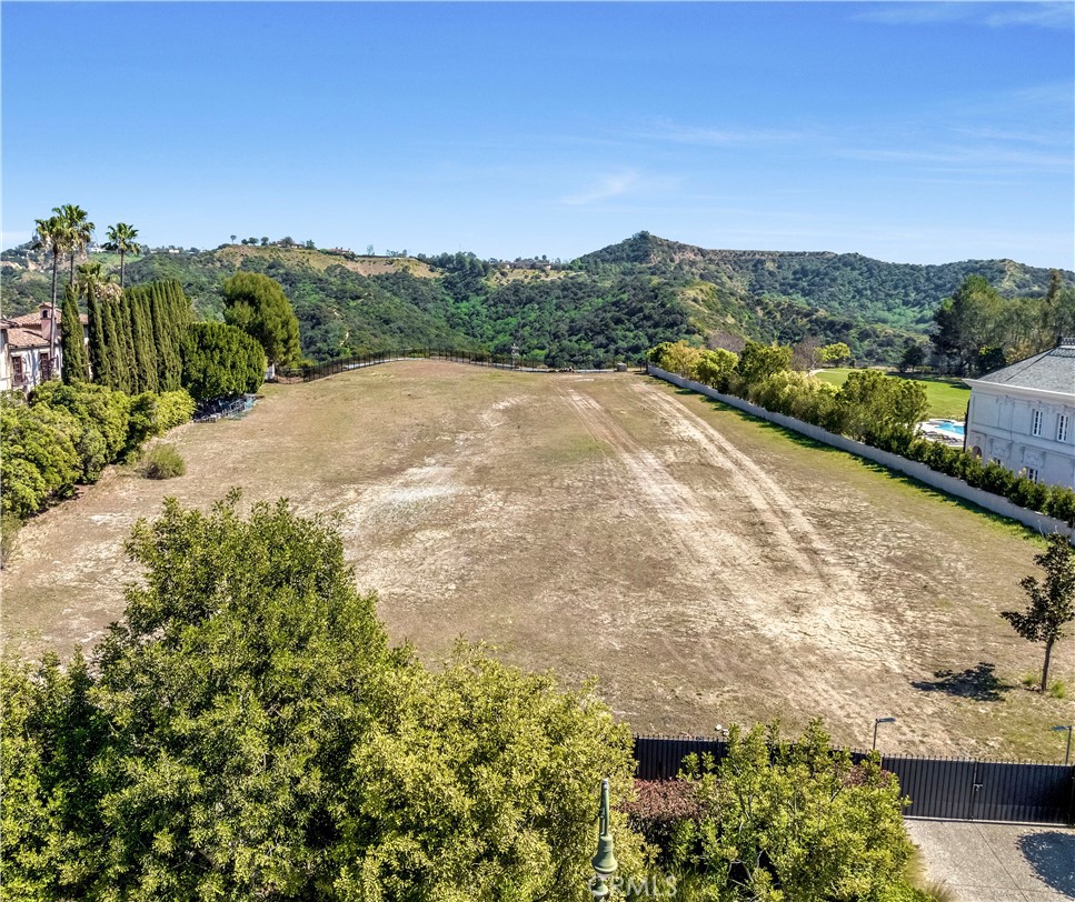 MLS #OC26136259 image #1