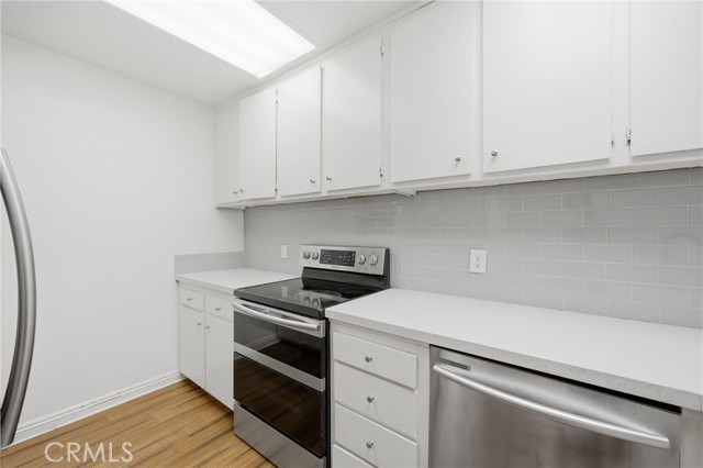 7202 Marina Pacifica S, Long Beach CA: https://media.crmls.org/medias/64ef308d-5df6-4653-bc75-af1763145b18.jpg