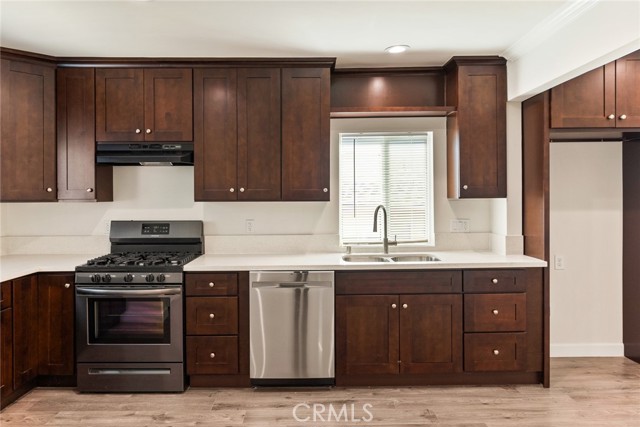 Detail Gallery Image 6 of 34 For 136 N Rampart Bld #3,  Los Angeles,  CA 90026 - 3 Beds | 2 Baths