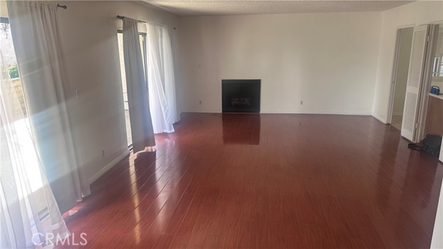 Detail Gallery Image 4 of 16 For 1401 Valley View St #129,  Glendale,  CA 91202 - 1 Beds | 1 Baths