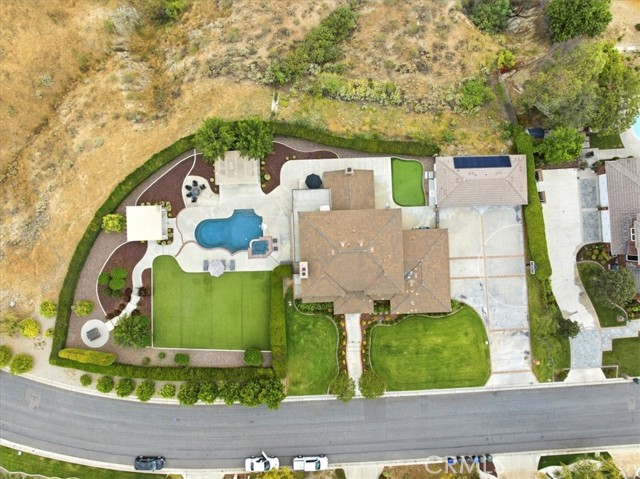 Detail Gallery Image 8 of 75 For 1956 Middle Creek, Riverside,  CA 92506 - 5 Beds | 4/1 Baths