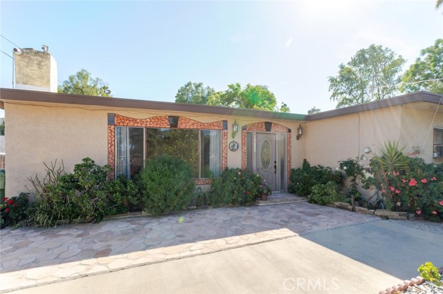 Detail Gallery Image 5 of 34 For 19026 Keswick, Reseda,  CA 91335 - 2 Beds | 2 Baths