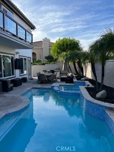 Detail Gallery Image 4 of 21 For 27041 S Ridge Dr, Mission Viejo,  CA 92692 - 4 Beds | 4 Baths