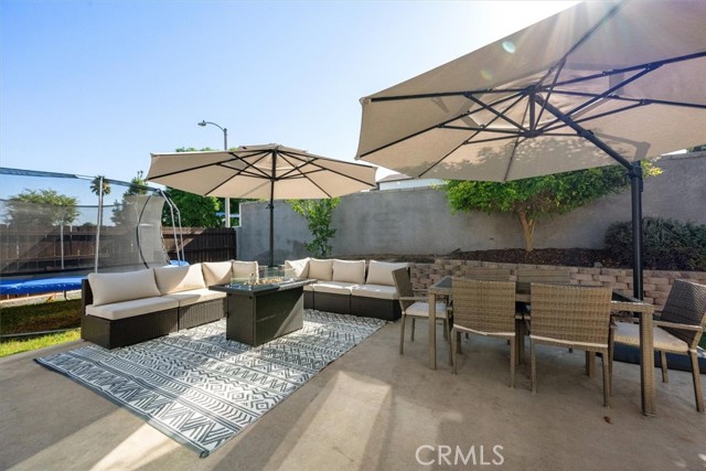 1643 Melody Circle, Corona CA: https://media.crmls.org/medias/64f1d9d8-685c-45ef-b82b-461be9c19bbb.jpg