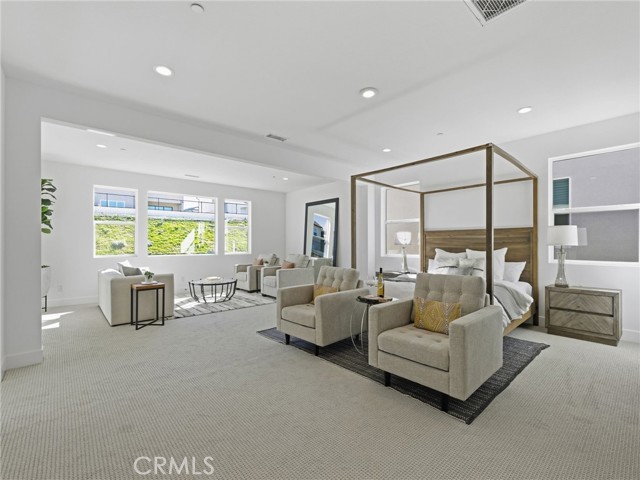 27627 Juniper Lane, Valencia CA: https://media.crmls.org/medias/64f2112d-65e6-4d97-9a64-d87f37ff3db4.jpg