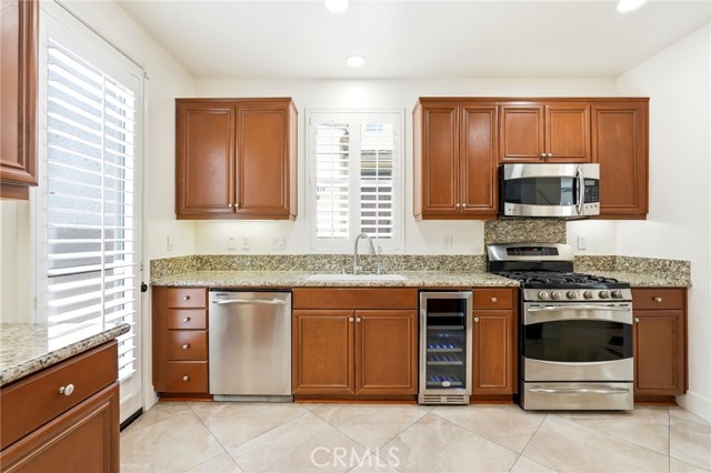 Detail Gallery Image 11 of 35 For 11537 Amalfi, Porter Ranch,  CA 91326 - 2 Beds | 3 Baths