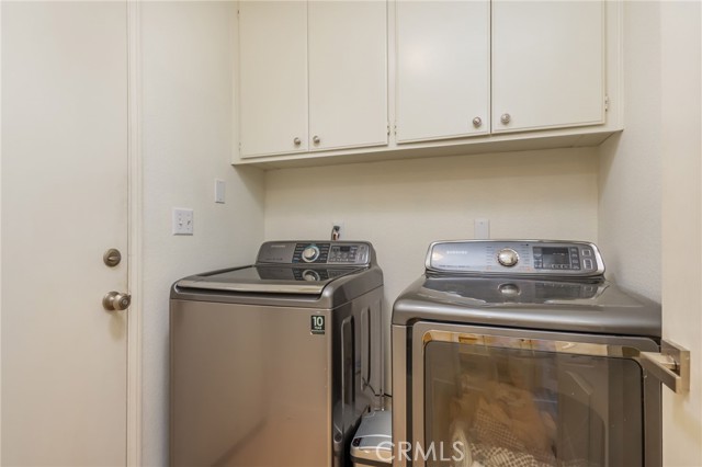 15535 Mallory Court, Moorpark CA: https://media.crmls.org/medias/64f2f938-eba7-4a57-8f6a-5cae2b50d6f5.jpg