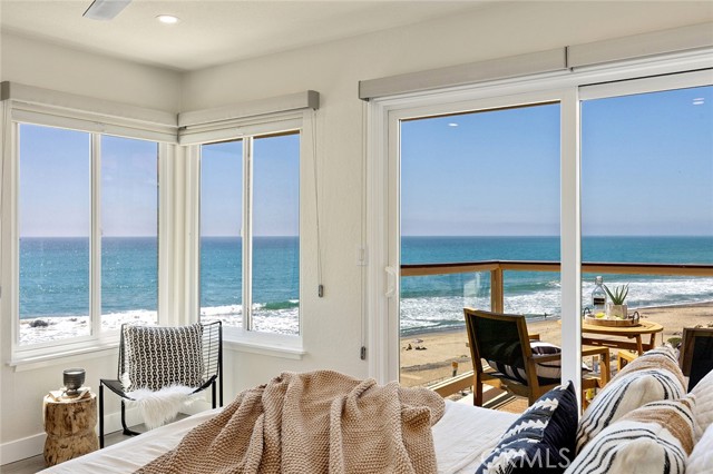 121 Boca De La Playa, San Clemente CA: https://media.crmls.org/medias/64f31da8-a69f-4aeb-85df-992dbfcca485.jpg