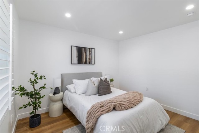 Detail Gallery Image 12 of 69 For 6616 Denver Ave, Los Angeles,  CA 90044 - 6 Beds | 5/1 Baths