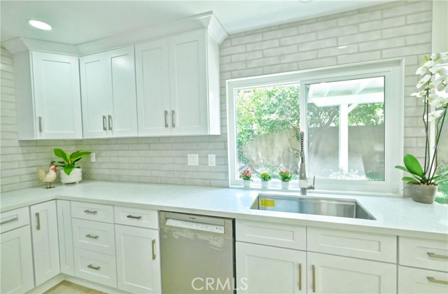 16329 Cherry Fall Lane, Cerritos CA: https://media.crmls.org/medias/64f3c76e-c52d-4c69-999f-9db7956811fb.jpg