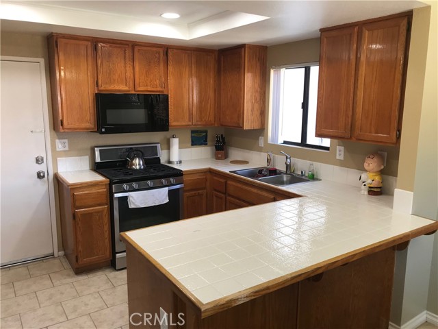 Detail Gallery Image 5 of 20 For 1026 Basalt Ct, Hemet,  CA 92543 - 3 Beds | 2 Baths