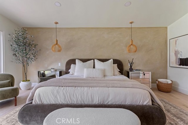 Detail Gallery Image 35 of 52 For 23755 Clarendon, Woodland Hills,  CA 91367 - 4 Beds | 3 Baths