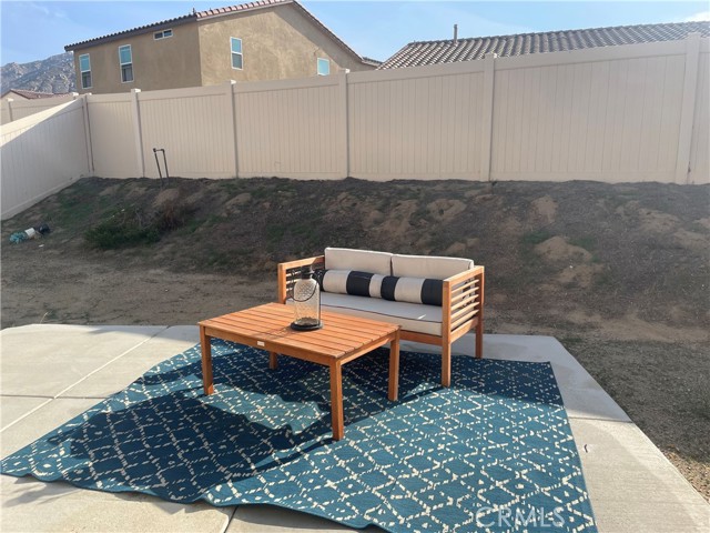 Detail Gallery Image 20 of 26 For 20107 Curaco Ct, Riverside,  CA 92507 - 5 Beds | 3/1 Baths