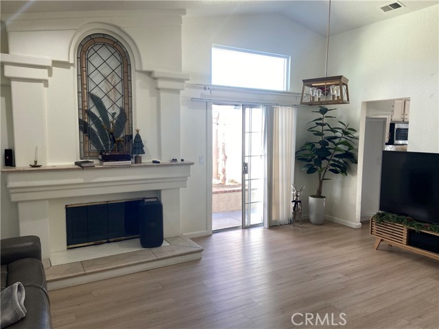 Detail Gallery Image 11 of 36 For 3256 Shale Rd, Palmdale,  CA 93550 - 4 Beds | 2 Baths