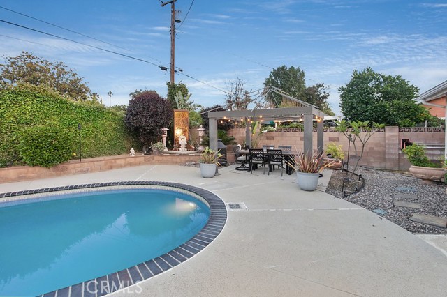 7900 Vicki Avenue, West Hills CA: https://media.crmls.org/medias/64f5e9e2-8167-45a5-a543-86033eb18501.jpg