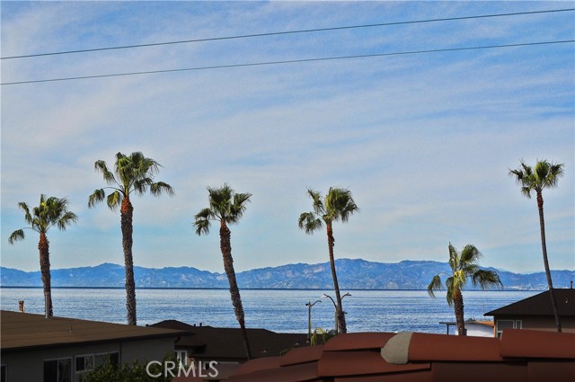 Detail Gallery Image 23 of 36 For 105 Paseo De La Playa #F,  Redondo Beach,  CA 90277 - 3 Beds | 3/1 Baths