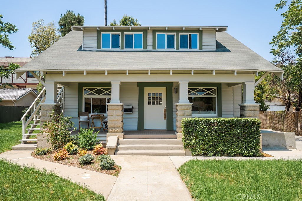 1217 Saint Charles