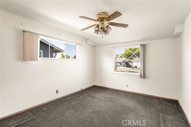 Image 20 of 32 For 625 Valley Street