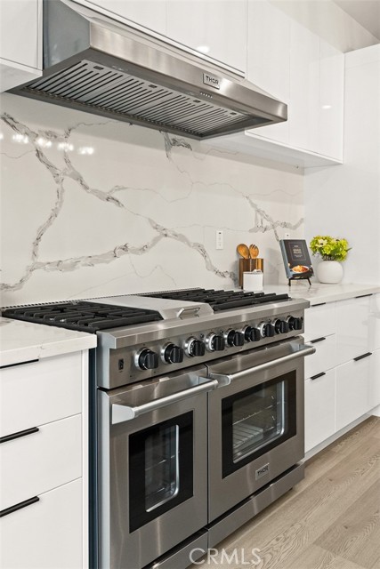 Detail Gallery Image 11 of 34 For 3815 Sycamore St, Pasadena,  CA 91107 - 5 Beds | 5/1 Baths