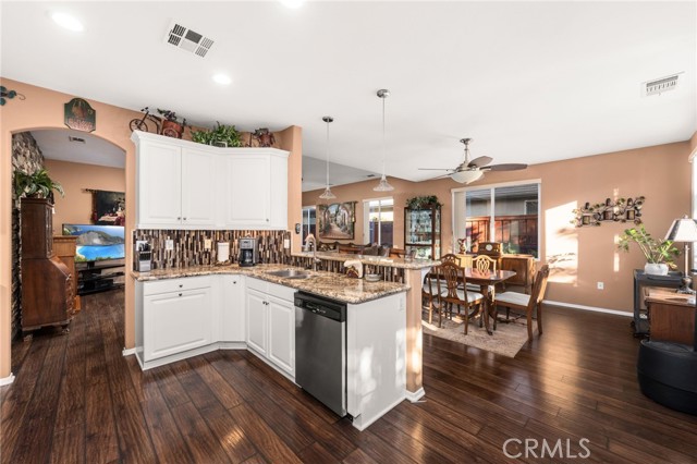 Detail Gallery Image 15 of 37 For 382 Casper Dr, Hemet,  CA 92545 - 2 Beds | 2 Baths