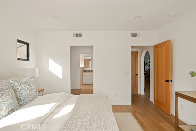 Detail Gallery Image 19 of 37 For 6652 Hough St, Los Angeles,  CA 90042 - 3 Beds | 3 Baths
