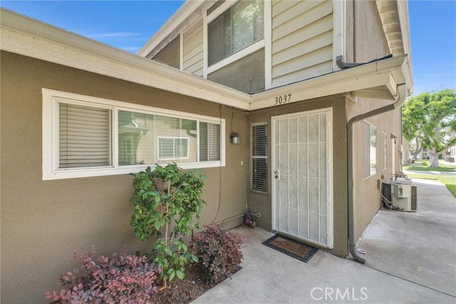 3037 Knollwood Avenue, La Verne CA: https://media.crmls.org/medias/64fa18bf-fd44-4c9b-b60a-646553e06dbd.jpg