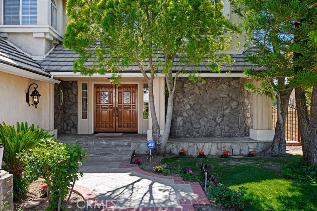 17830 Arvida Drive, Granada Hills CA: https://media.crmls.org/medias/64fa3dfb-b157-4357-9b2d-a0fbb792d244.jpg