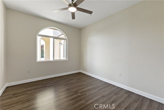 Detail Gallery Image 17 of 34 For 286 N Locan Ave, Fresno,  CA 93737 - 5 Beds | 4/1 Baths
